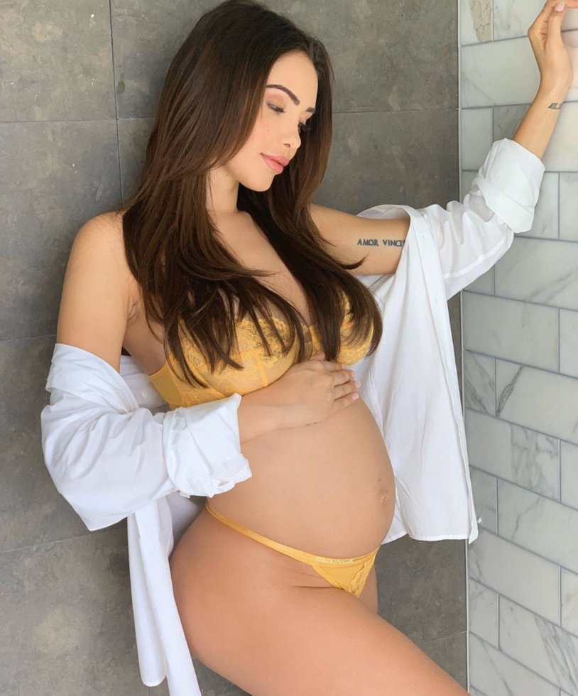 Pregnant Vanilla Benattia