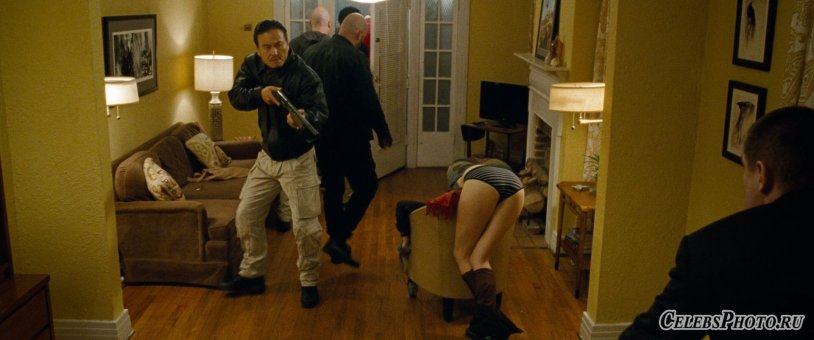 Elizabeth olsen plums