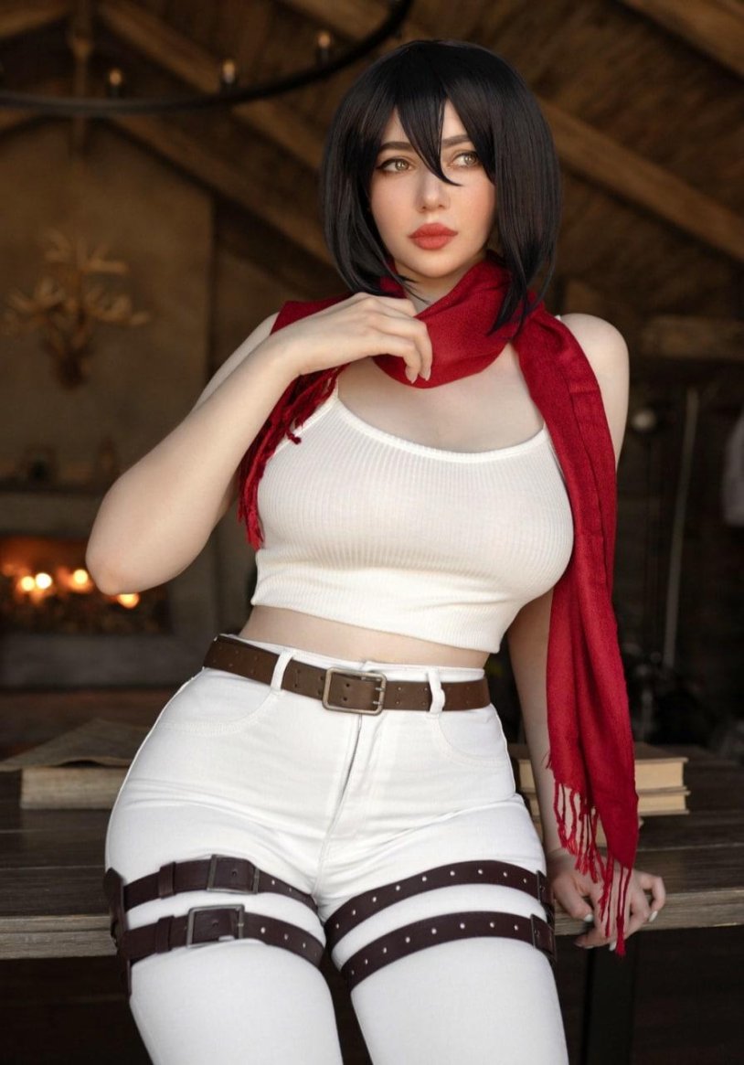 Alina Becker Ahri Cosplay