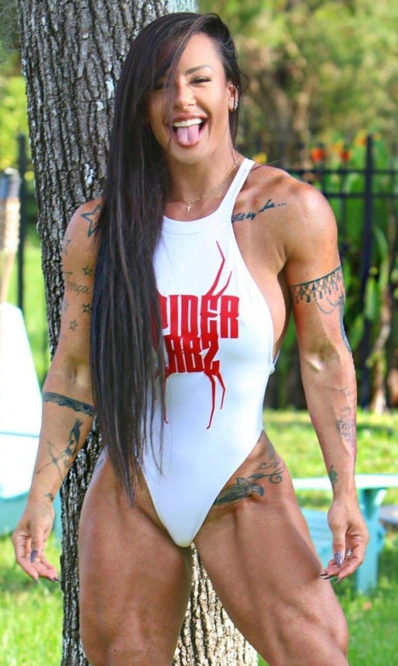 Kelly Diamonds - English casting by dwarf