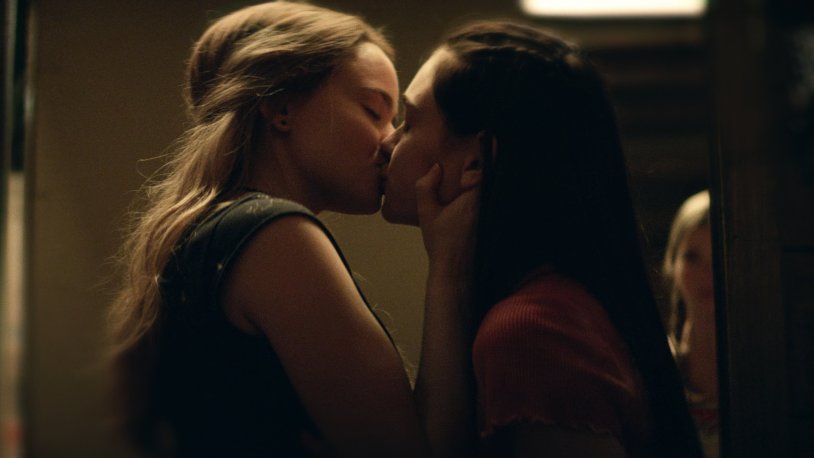 Li Moon Model Naked in Heels