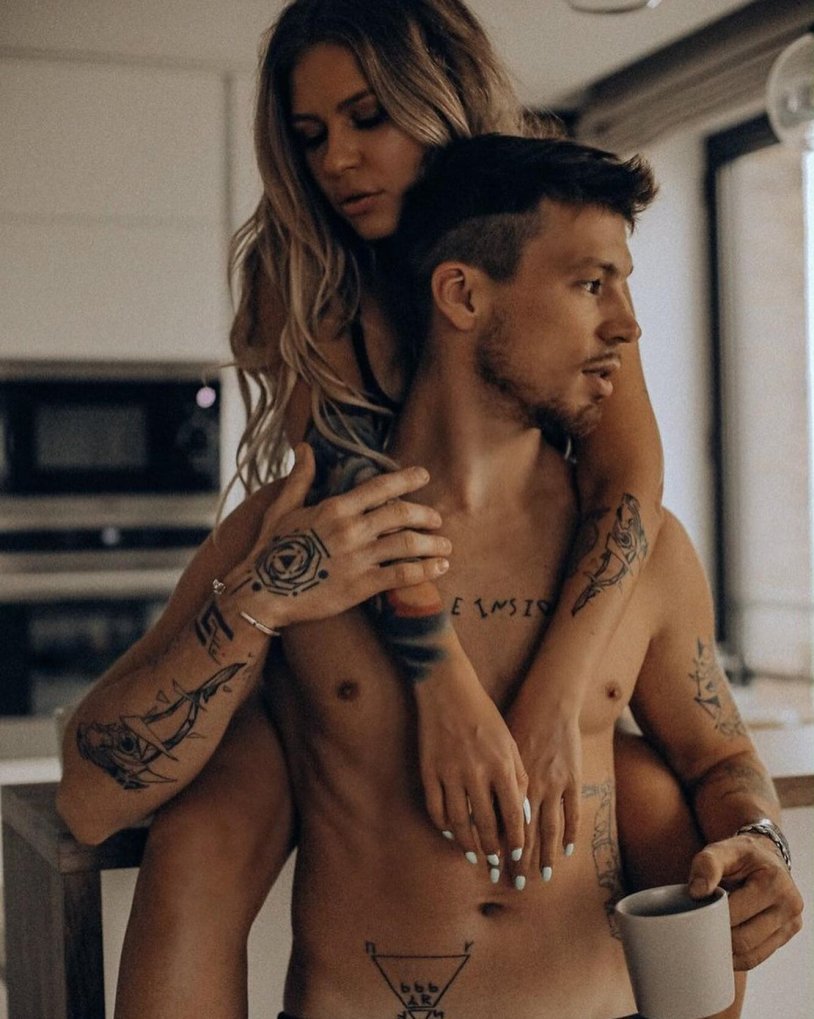 Dakota Johnson Nowhere inn