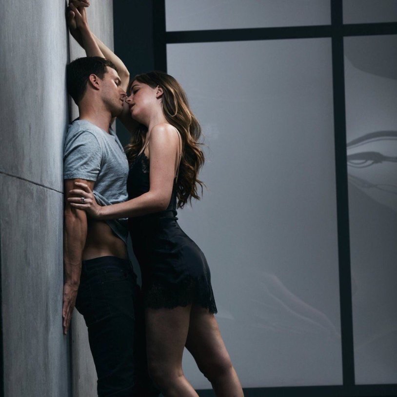 Dakota Fanning Selfie