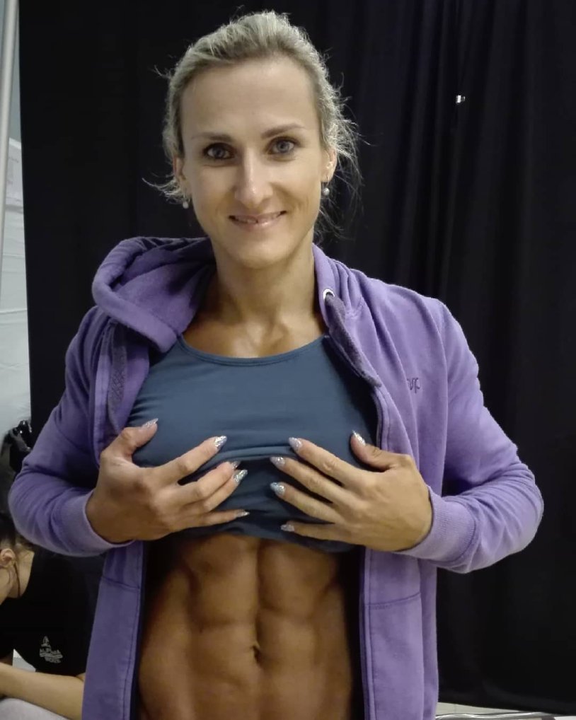 Lenka Ferencukova Pecs