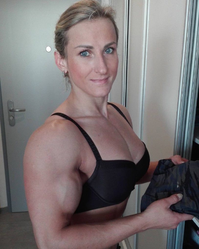 Bodybuilding girl