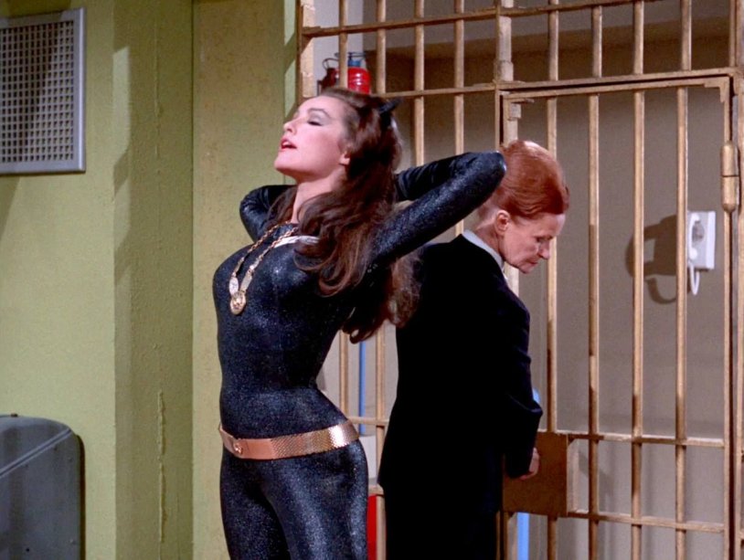 Julie Newmar 2020