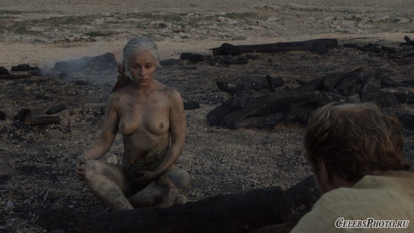 Naked Emilia Clark in the series Game of Thrones