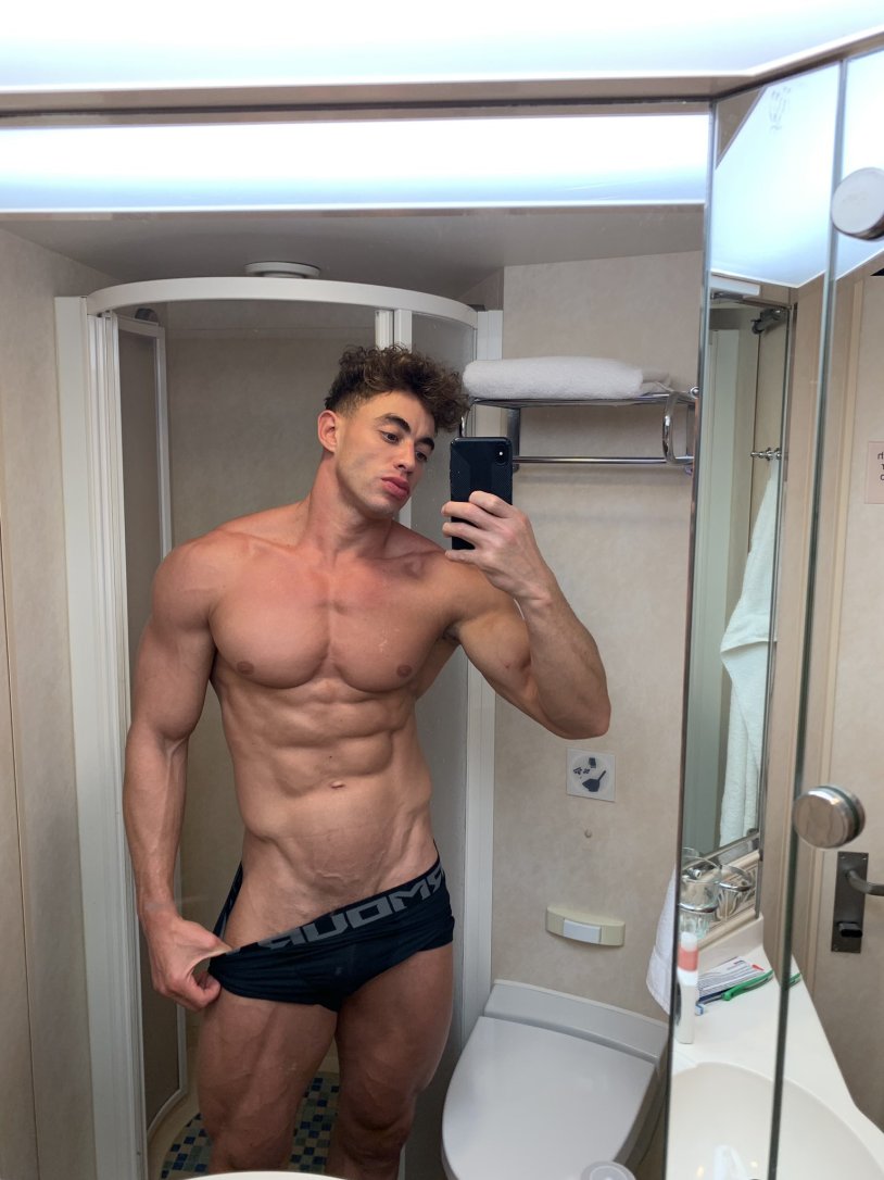 Hayden Monteleone Muscle