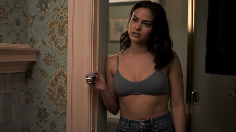 Maya Hawke and Camila Mendes