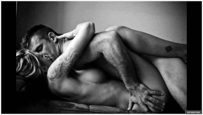 Erotic wallpaper of a man