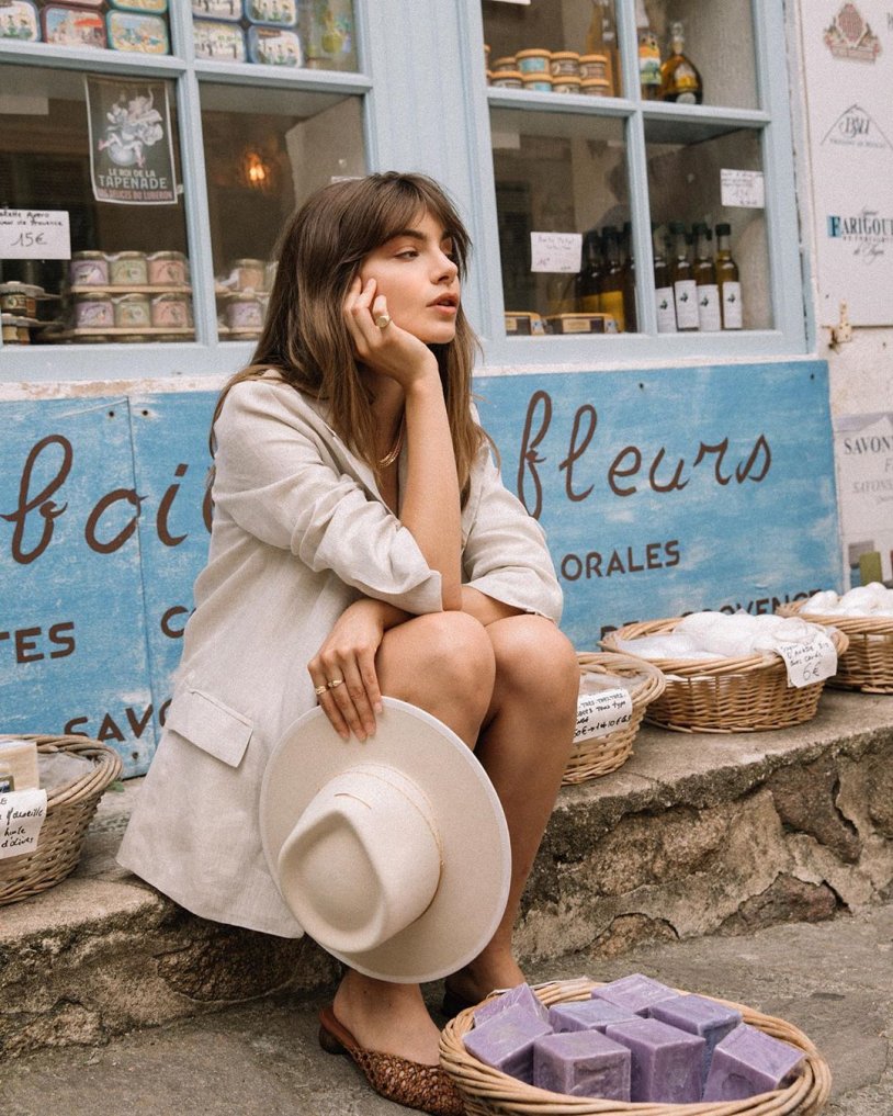 Mara Lafontaine model