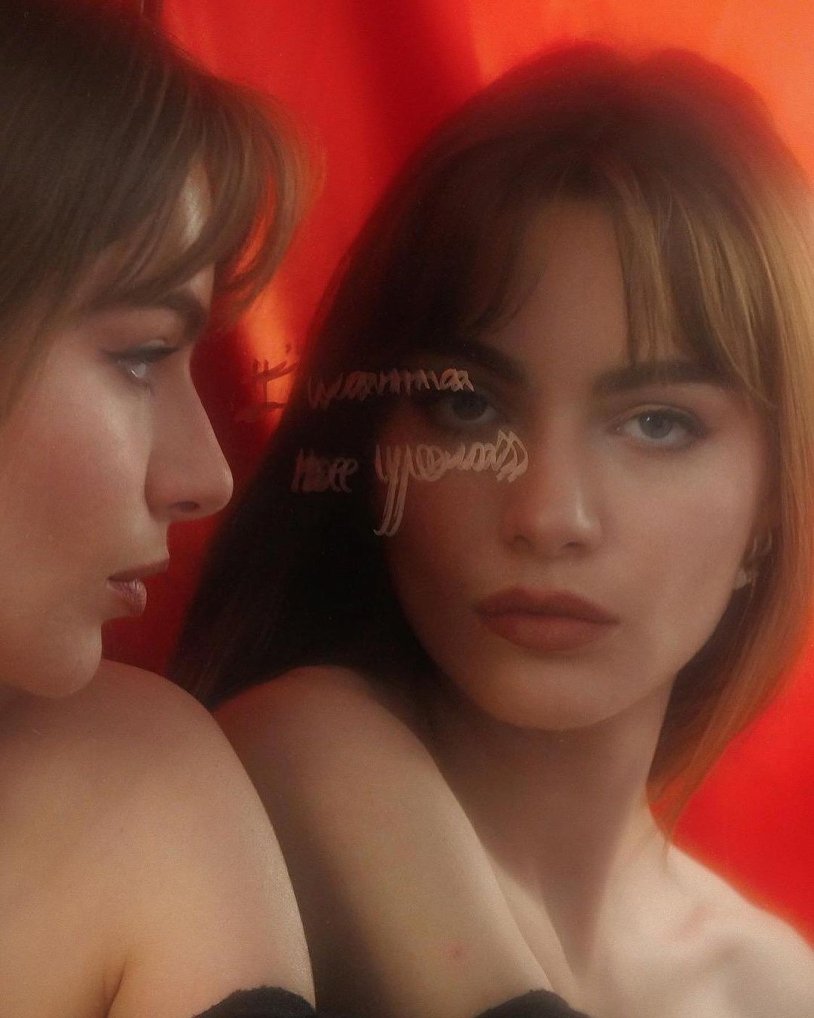 Mara Lafontaine in linen