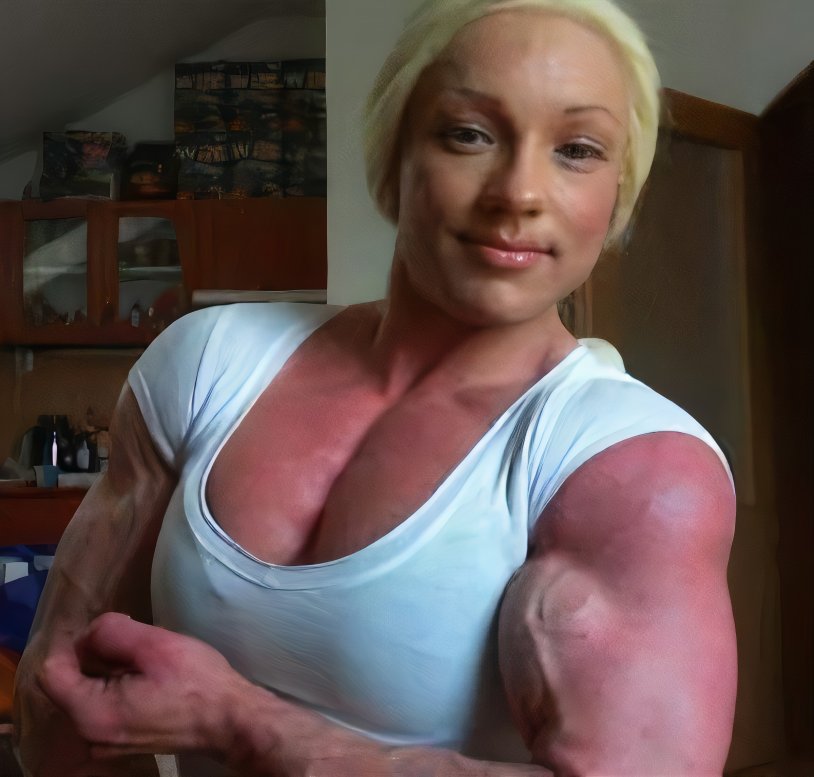 Kristyna Tomaschova erotic photos