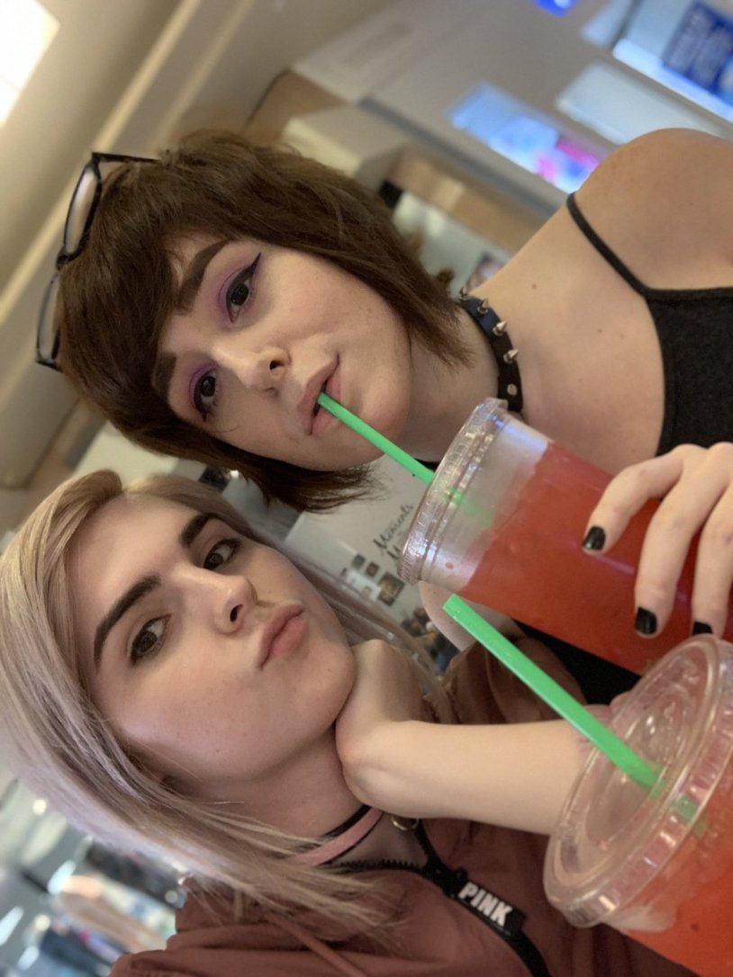 Ella Hollywood and Losse Lorien