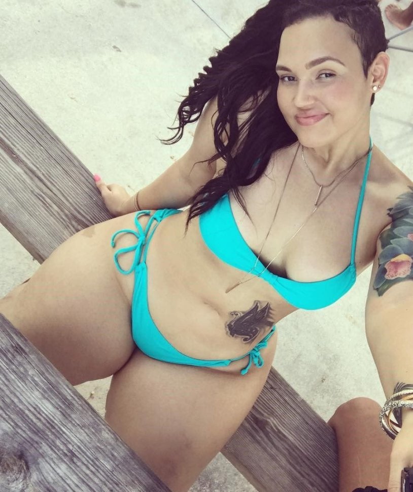 Model Plus Arabella Ruby