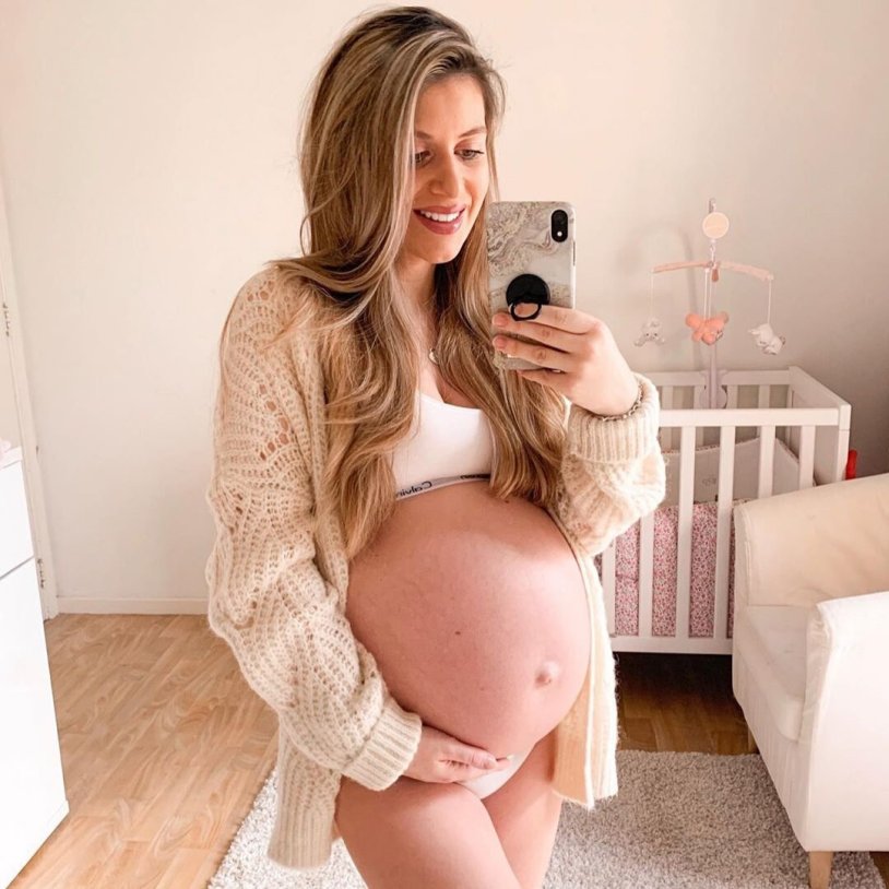 Super busty and super pregnant women