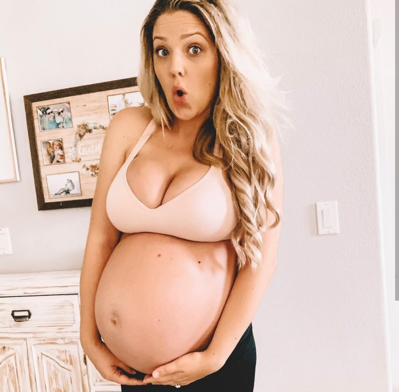 Bella Larsen Pregnant