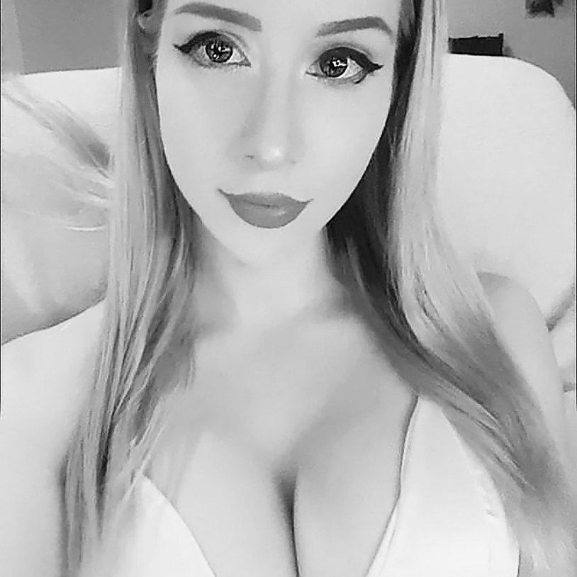 Pink Sparkles Naked Onlyfans