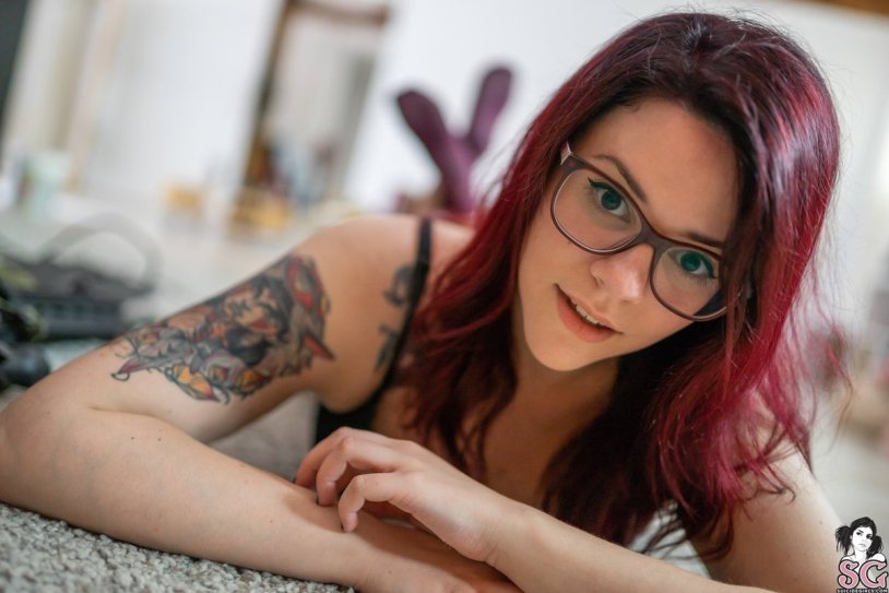 Ariel SG Naked Suicide Girls Kira Cooper