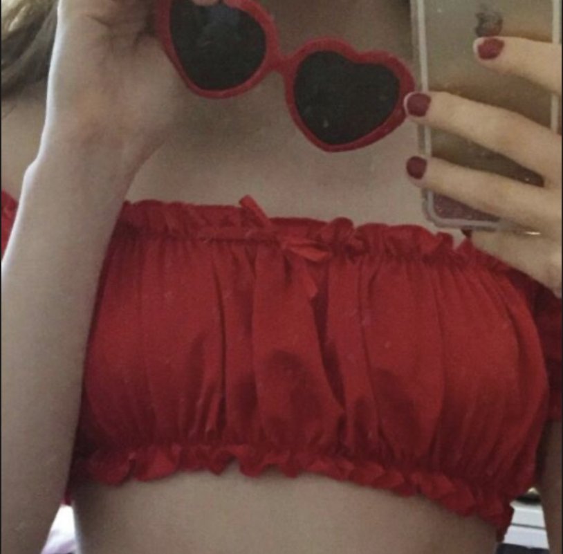 Lana del Rey Heart glasses