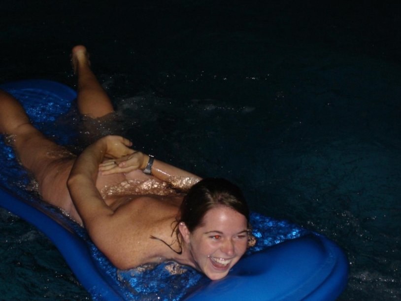 Erotic night bathing