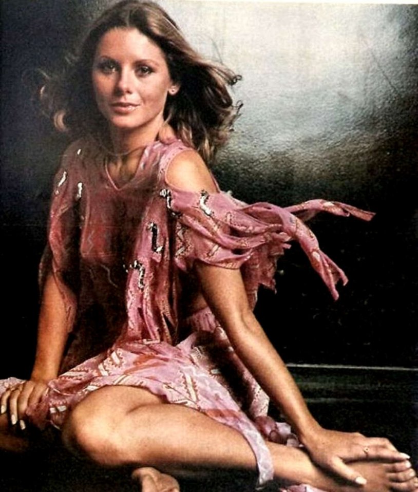 Vera Fisher is young