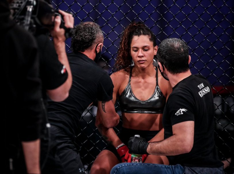 Amanda Nunez Julianna Peni