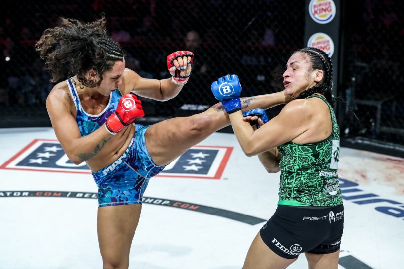 Alexandra Lara fighter