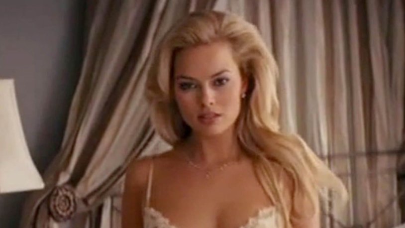 Margo Robbie in Lingerie