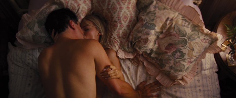 Margot Robbie Wolf with Wall Street