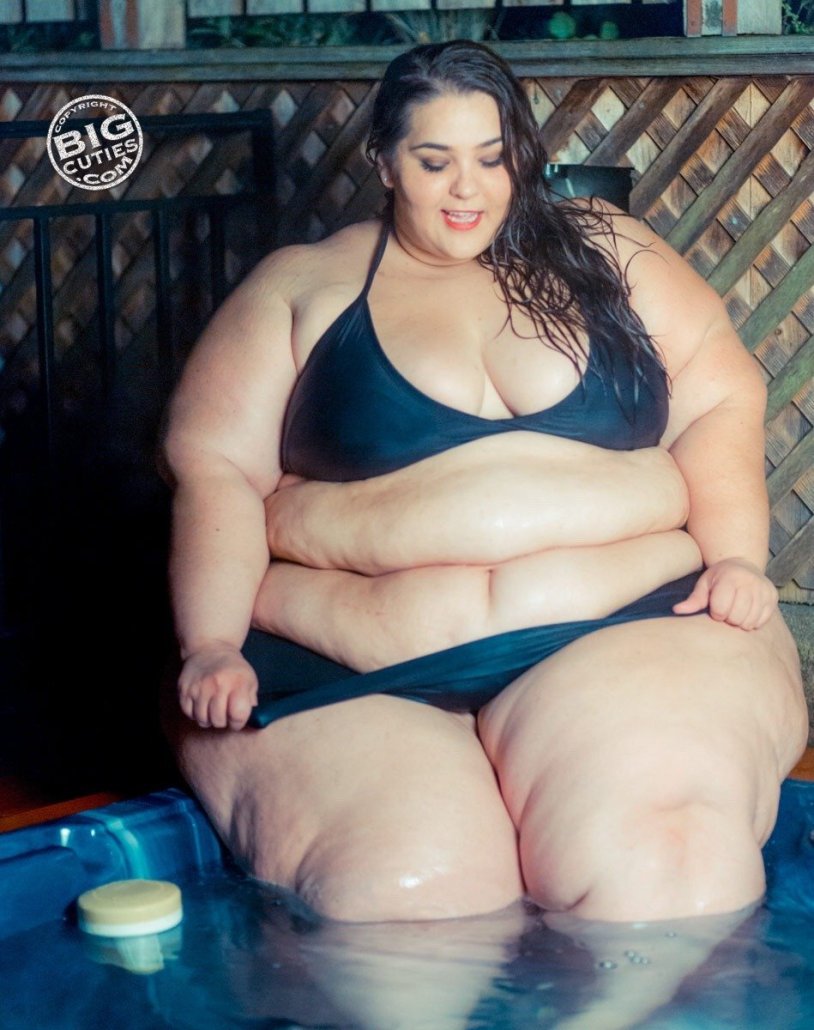 Fat Mary Boberry 2018 Naked