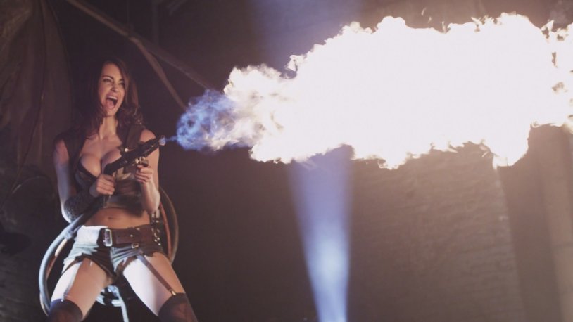 Tanit Phoenix deadly race 2 SCS