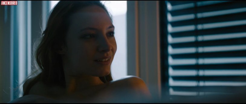 Tina Stolkovich actress