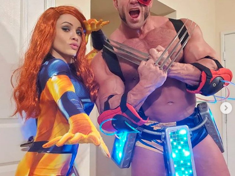 Skylar Voks with a cock on his face