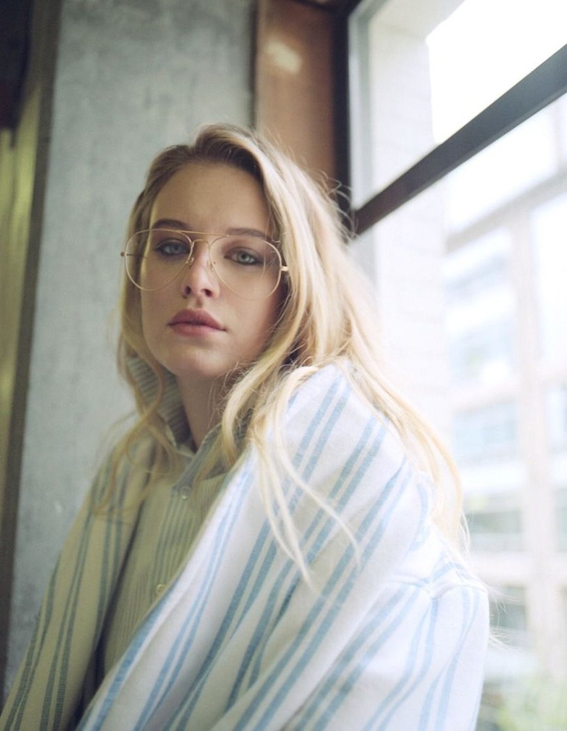 Tira is Slovbay Slov