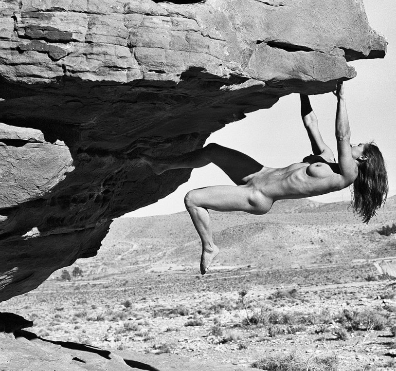 Naked women climbers