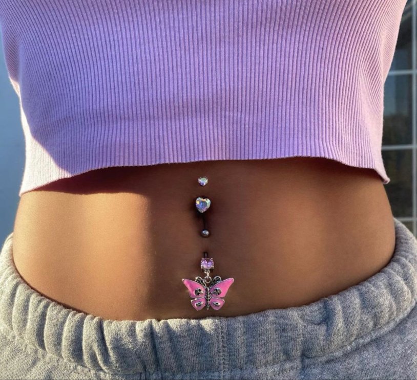 Piercing navel bikini
