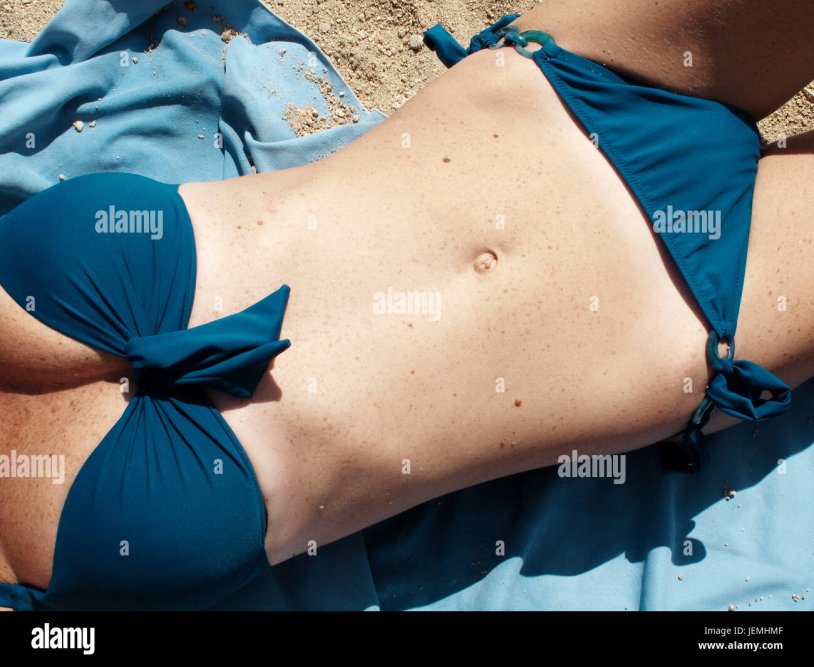 On the beach of women