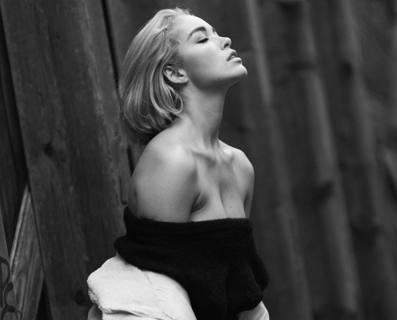 (Victoria Yarovaya) Alissa White Nude