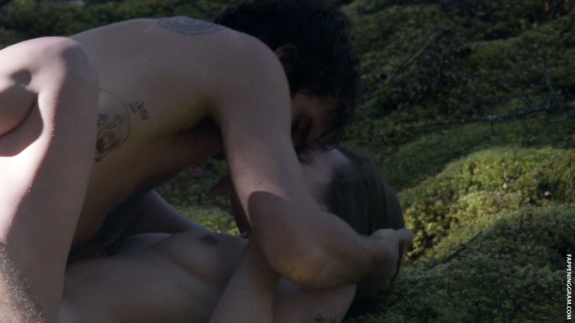 Alexandra Daddario +18