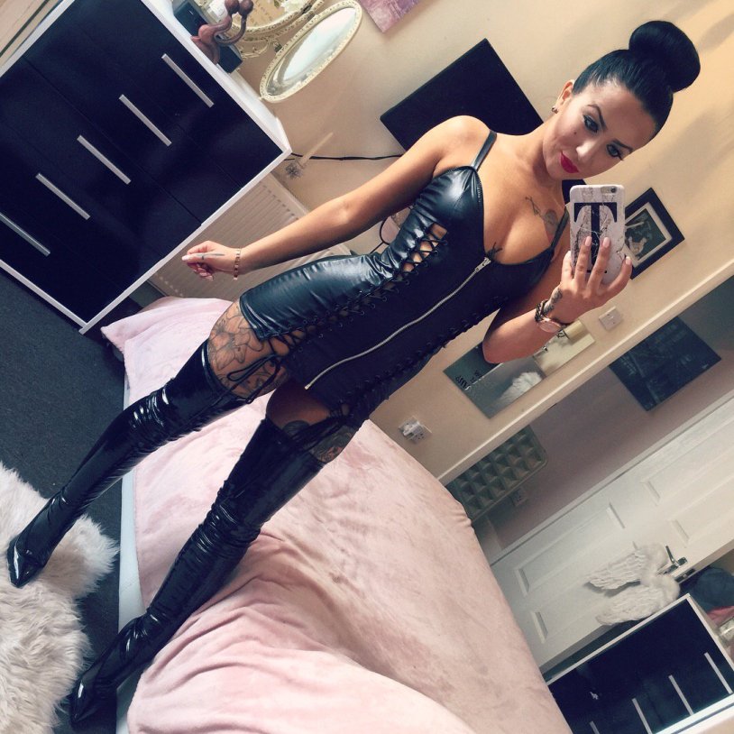 Porn actress Zara Mendes