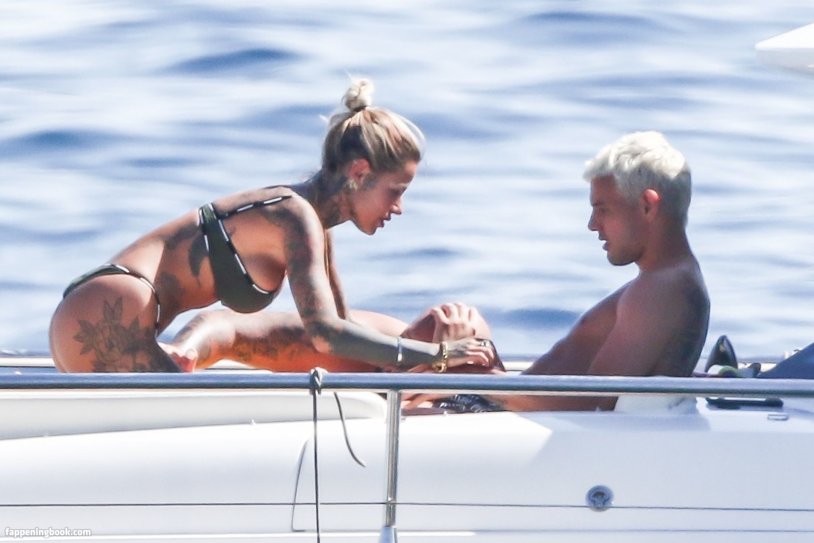 Zoe Christopholi Nuked