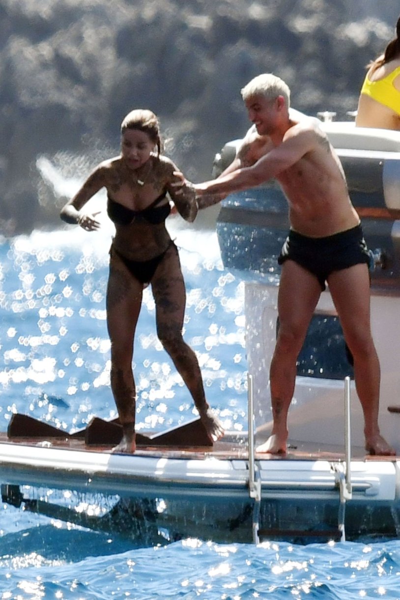 Zoe Christopholi and Theo Ernandes