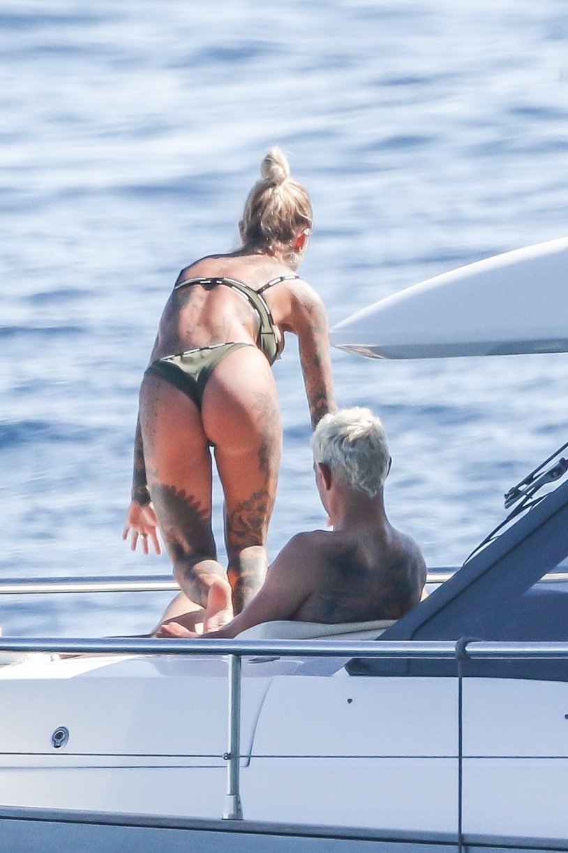 Theo Ernandes girl Zoya