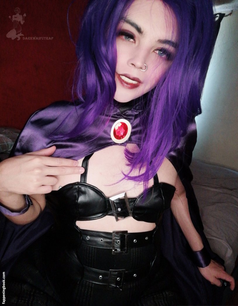 Raven Cosplay