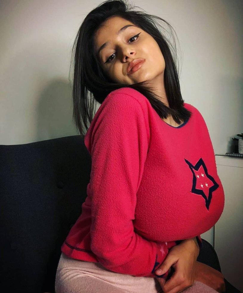 Juliatica Xofficially