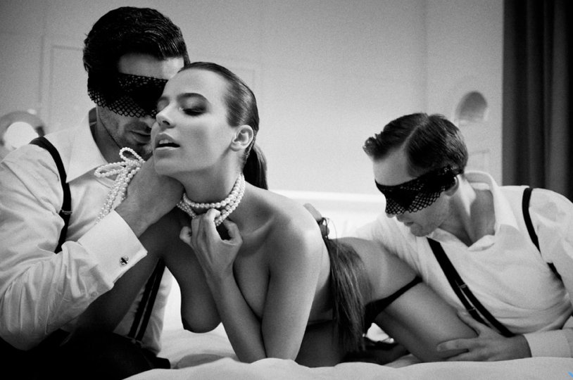 Nude Celebrity Anna Mucha Pictures and Pics