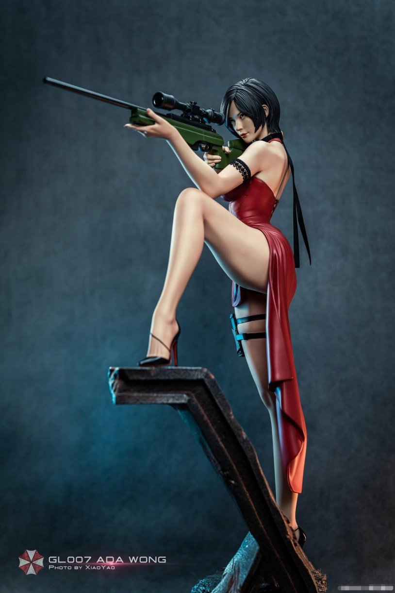 Figure Ada Wong Green Leaf Studio