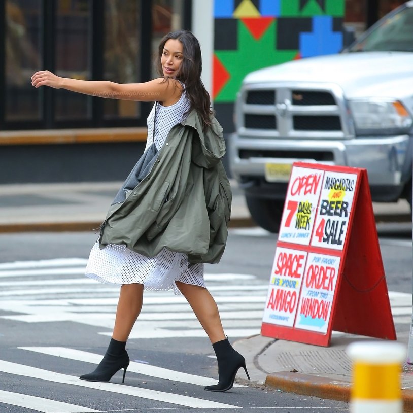 Devanda Waze hot photo nude