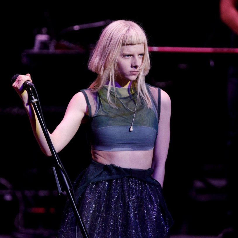 Aurora Axnes Queendom